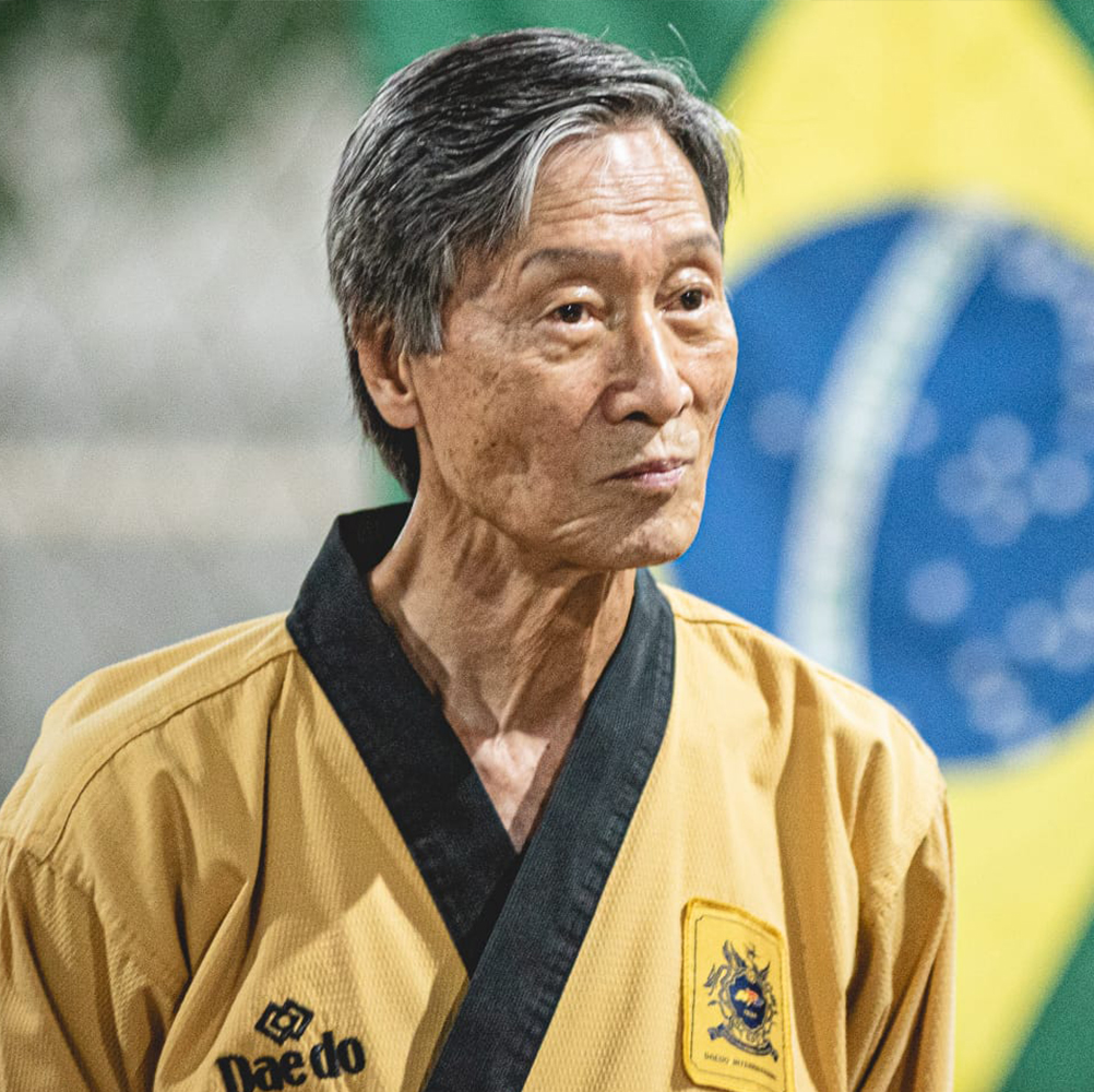 Yong Min Kim GrãoMestre Escola de Taekwondo